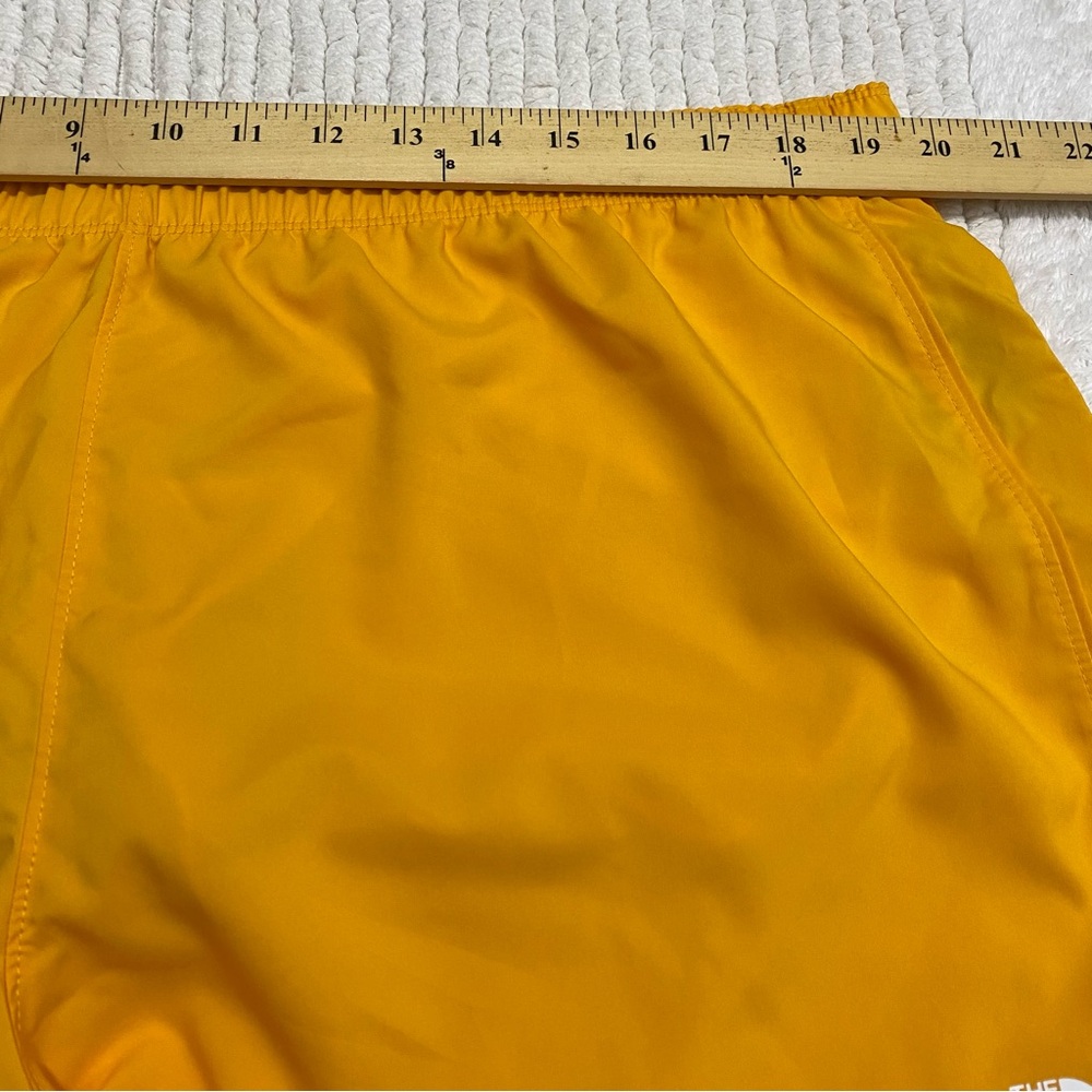 The North Face Elevation Yellow Short‎ XXL Women No Pockets - Picture 7 of 14